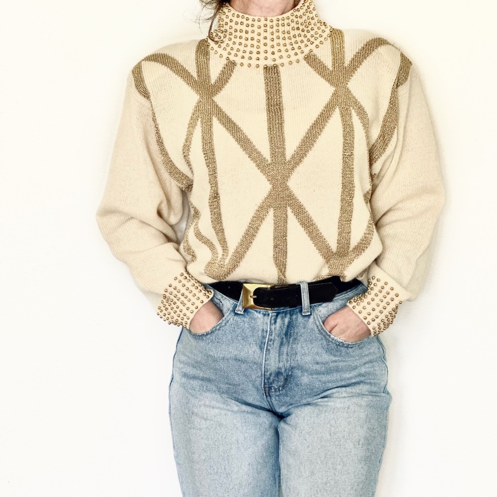 *Vintage* 80’s Eddie Dassin Small Cream Sweater Gold Beads Shoulder Pads